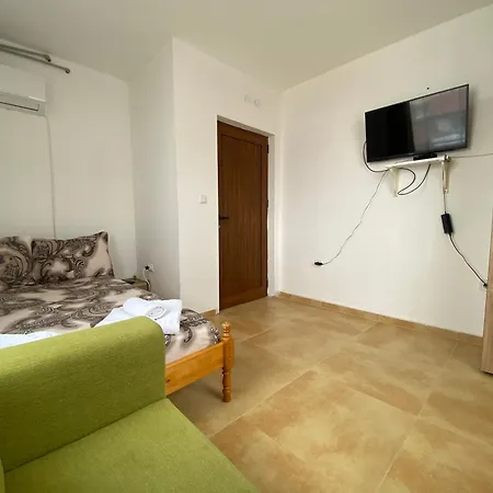 Πανσιόν анелия Sapareva Banya